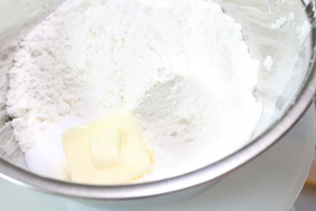 米粉パンにおける乳製品の役割とは？風味や食感、保存性にも影響！